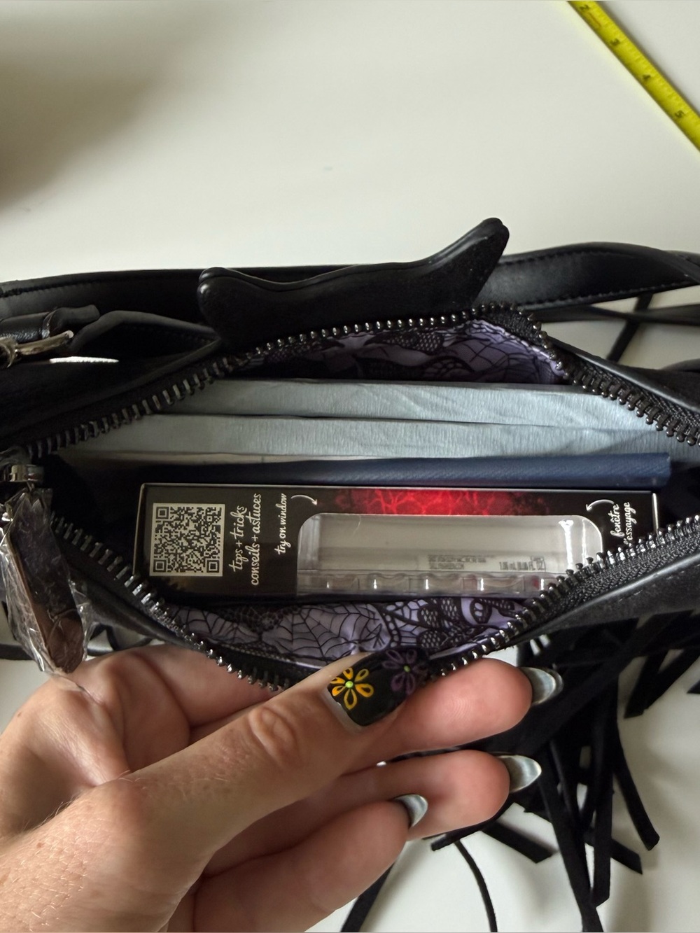 Betsy Johnson viral bat purse Halloween fringe - Picture 10 of 10